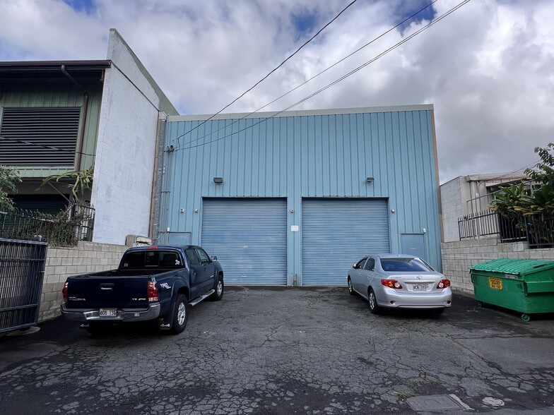 914 Industrial Rd, Honolulu, HI for sale - Primary Photo - Image 1 of 4