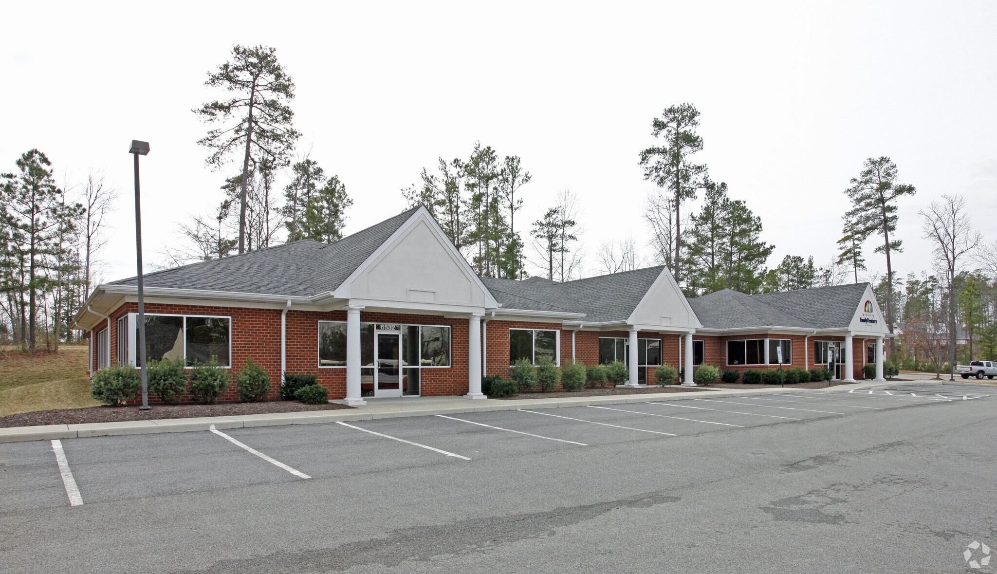 65326540 Woodlake Village Cir, Midlothian, VA 23112 Woodlake Office