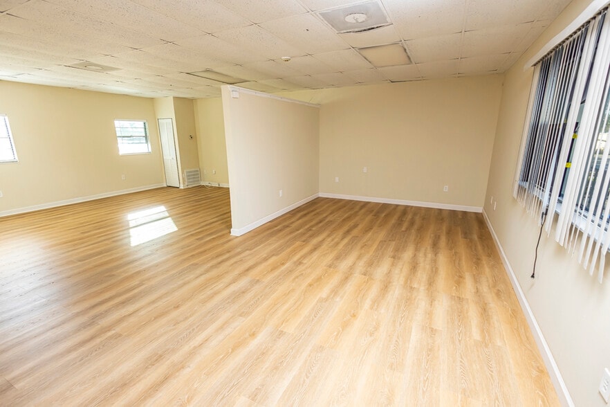 4911 14th St, Bradenton, FL for lease - Building Photo - Image 2 of 10