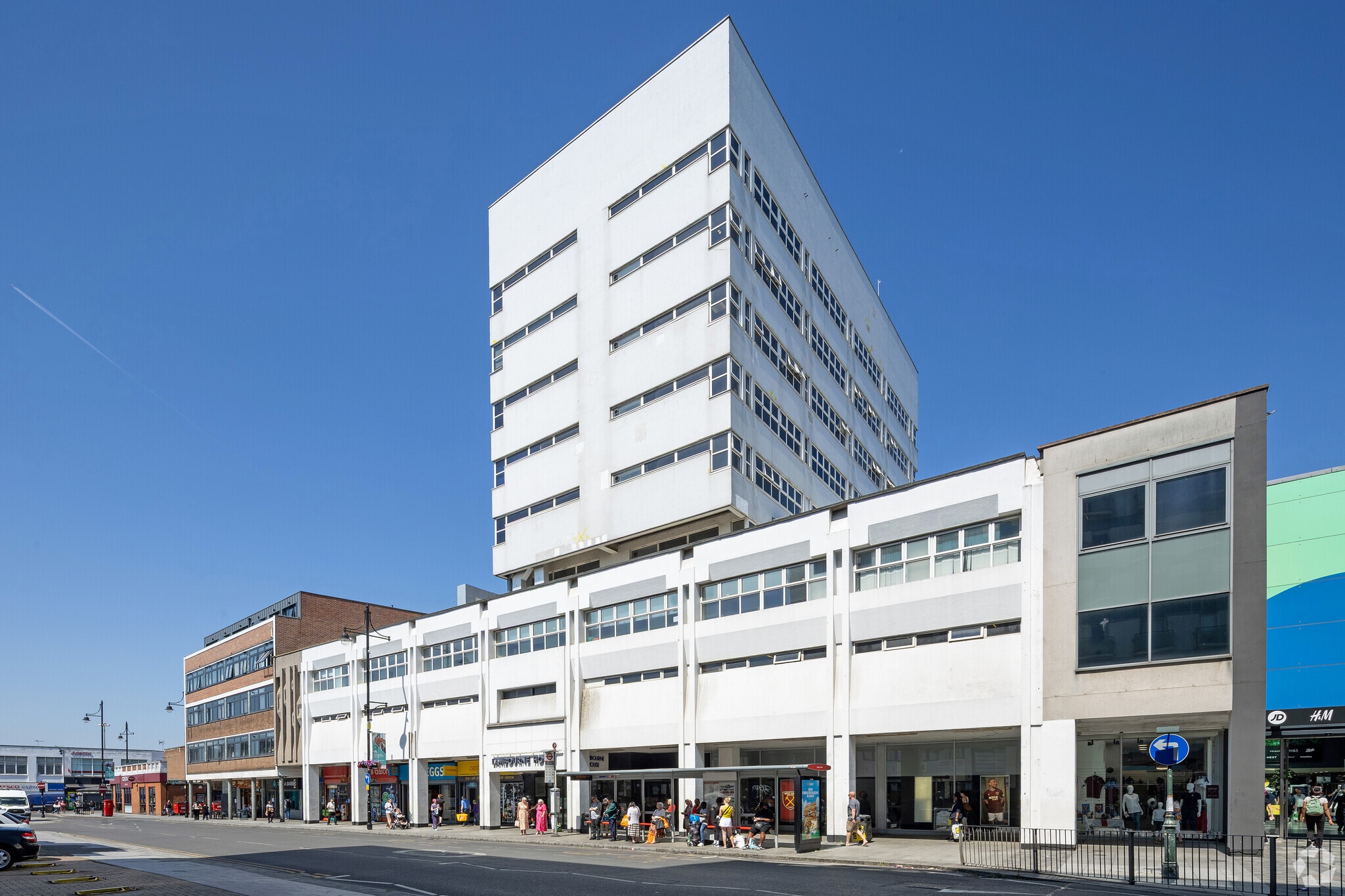 7 Western Rd, Romford for lease Primary Photo- Image 1 of 5