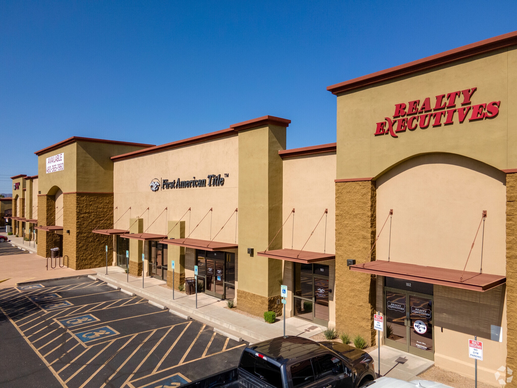 1135 N Recker Rd, Mesa, AZ for lease Primary Photo- Image 1 of 5