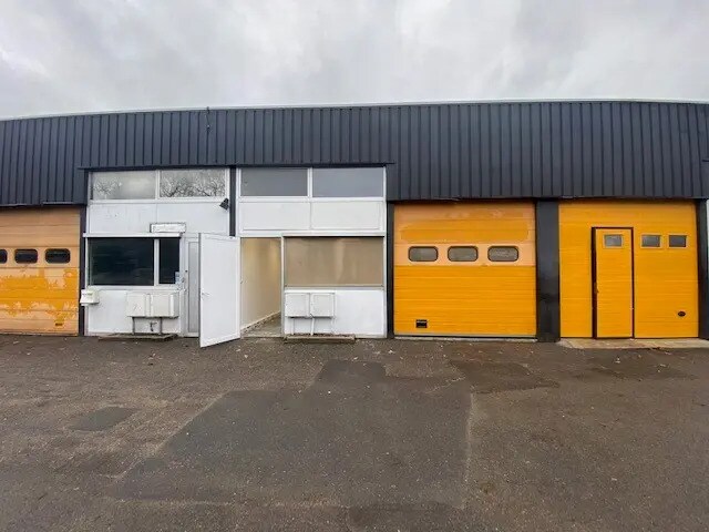 Flex in SAINT-OUEN-L'AUMONE for lease Building Photo- Image 1 of 9