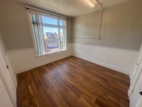 728 Texas St, Fairfield, CA for lease Interior Photo- Image 2 of 2
