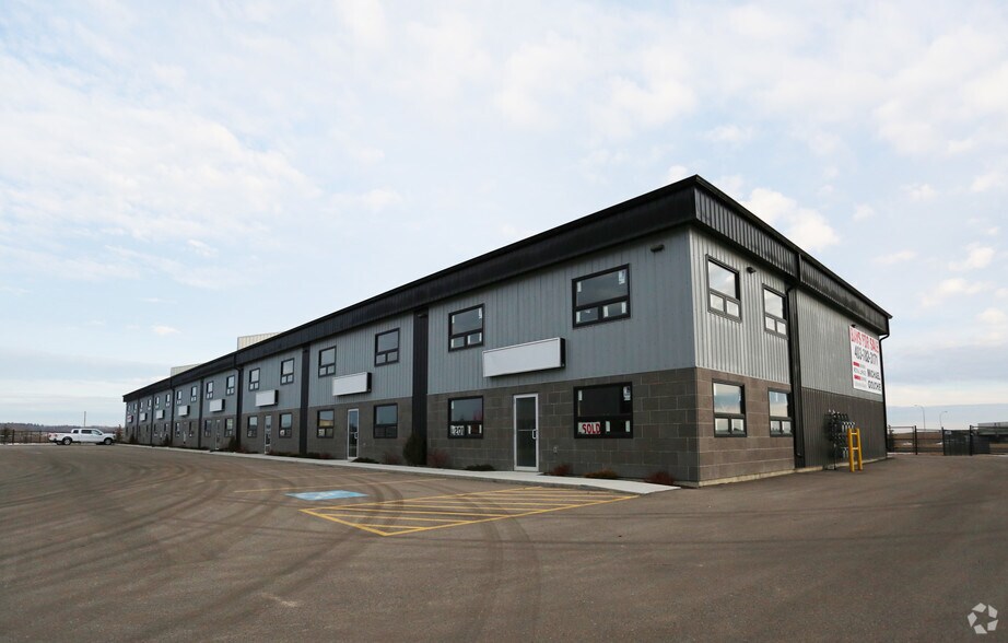 27131 Highway 12, County, AB T4L 0J1 27131 Highway 12, County, AB T4L 0J1