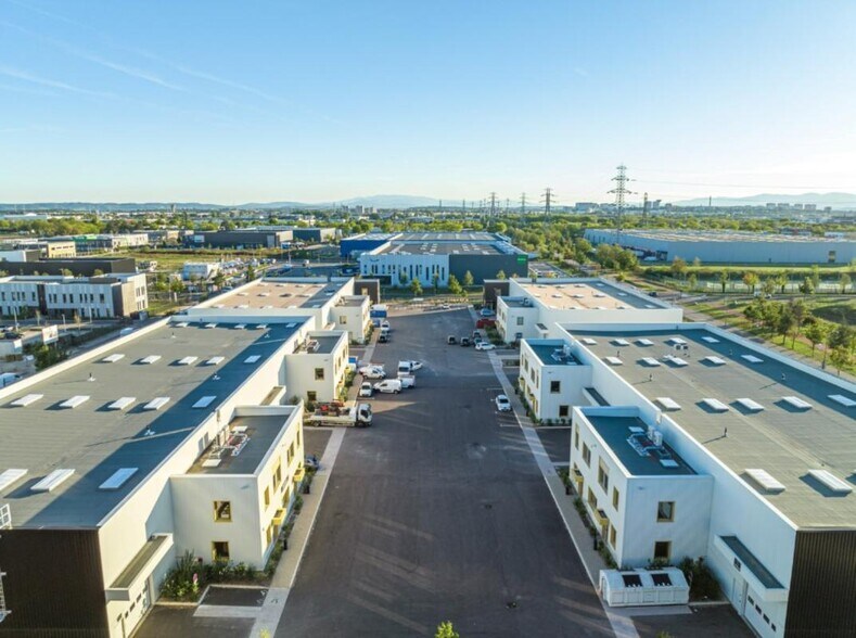 Flex in Saint-Priest for lease - Aerial - Image 2 of 3