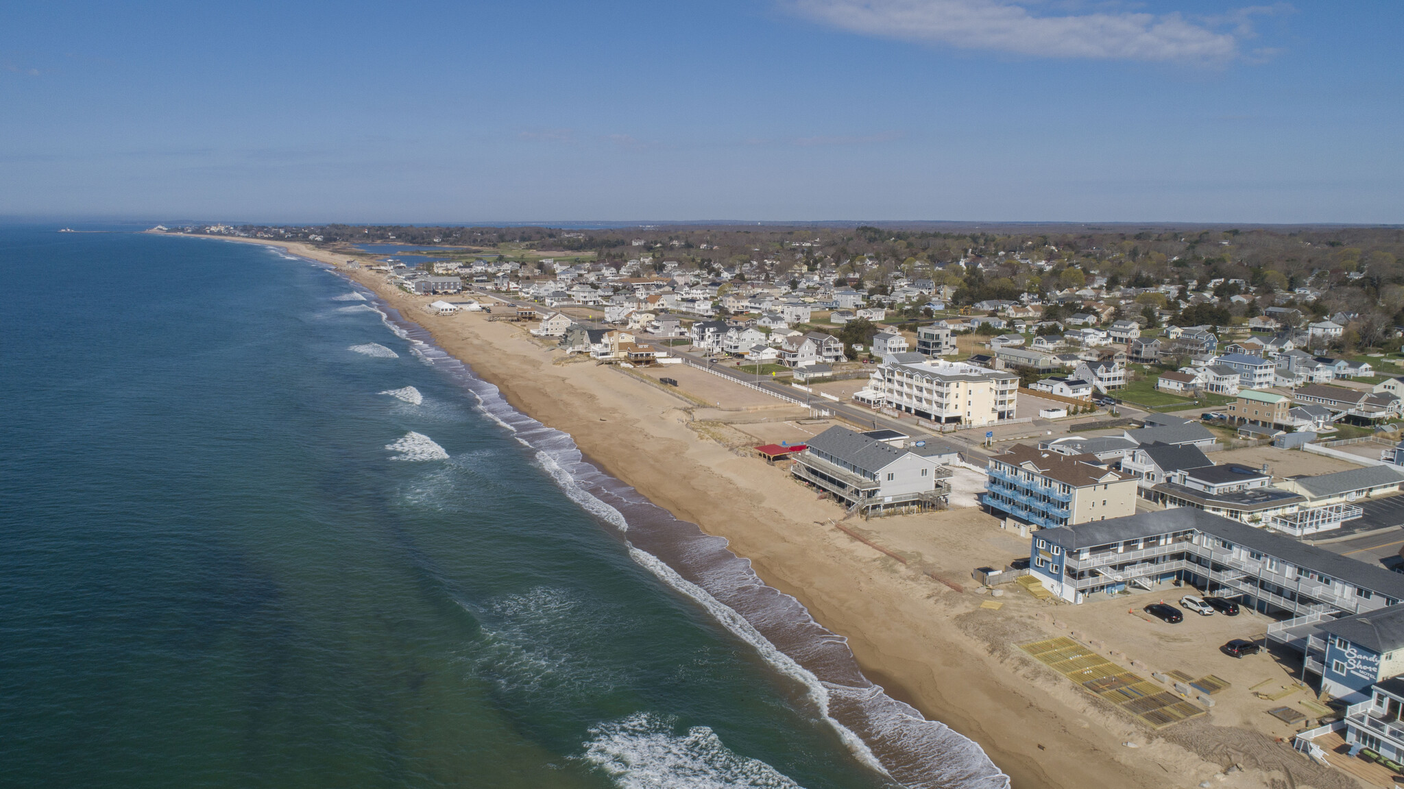 145 Atlantic Ave, Westerly, Ri 02891 - Misquamicut Beach Front Inn 