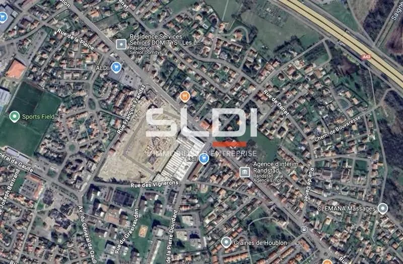 Retail in La Verpillière for sale - Building Photo - Image 1 of 3