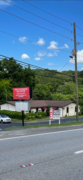 2131 Veterans Memorial Dr, Birmingham, AL for sale - Primary Photo - Image 1 of 1