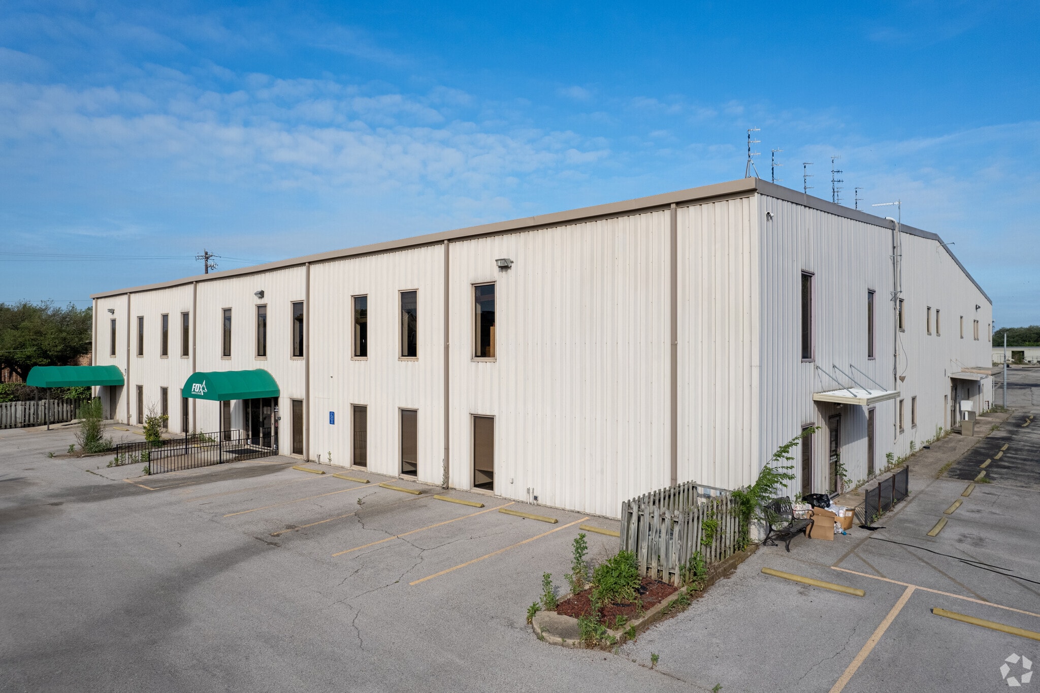 4300 S Congress Ave, Austin, TX for lease Building Photo- Image 1 of 7