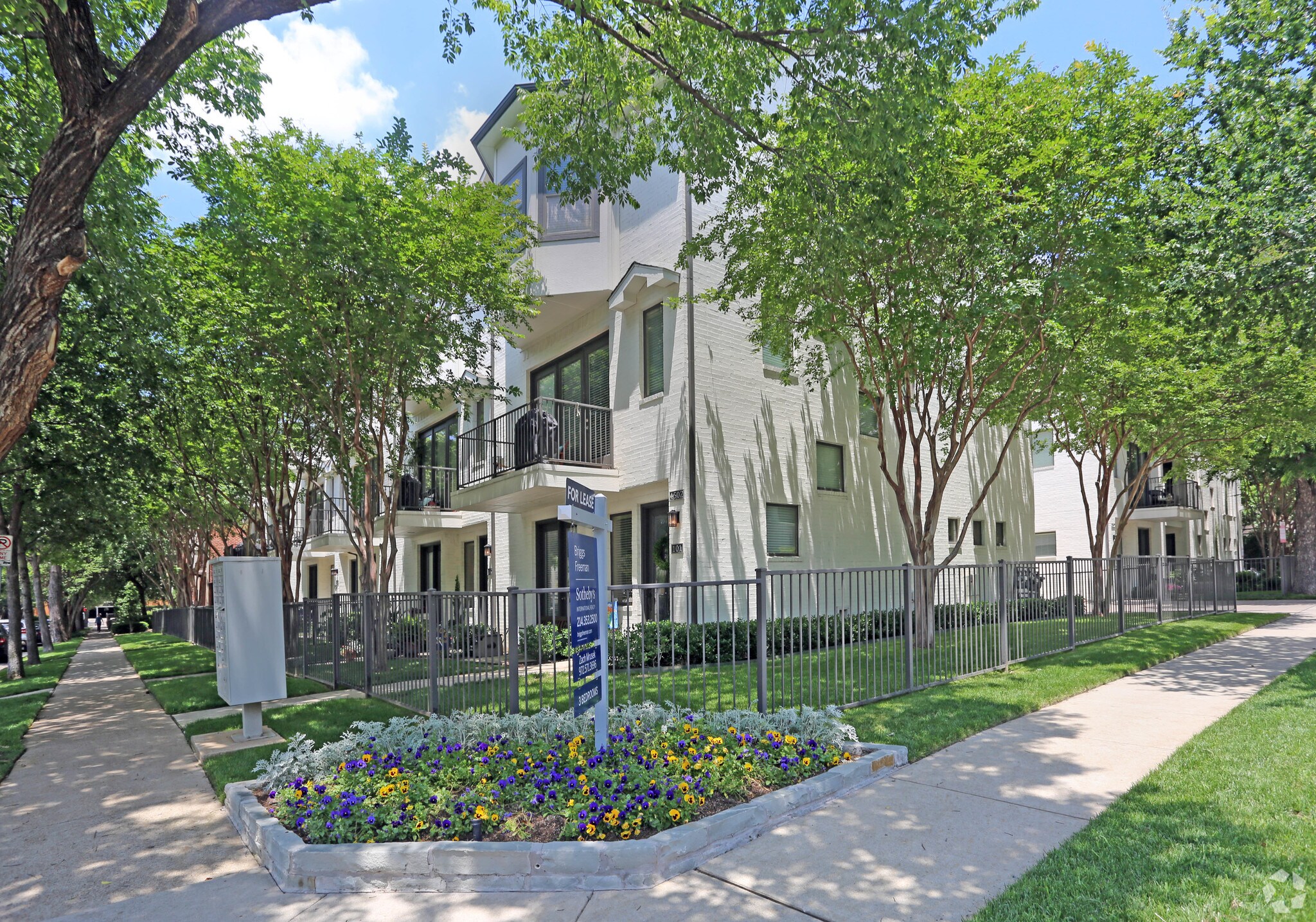 4502 Holland Ave, Dallas, TX 75219 4502 Holland Apartments