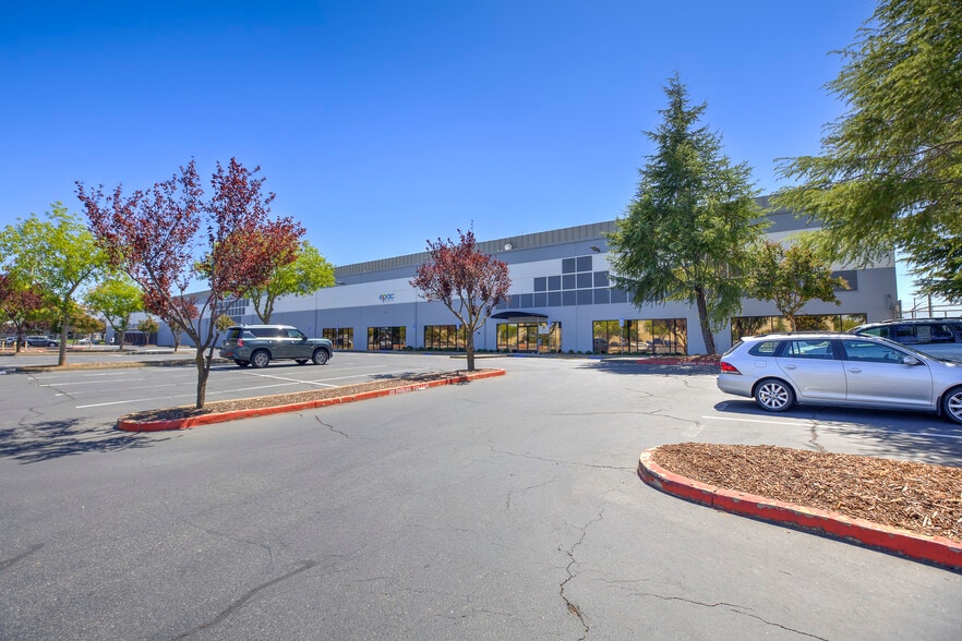 1601 Aviation Blvd, Lincoln, CA for lease - Building Photo - Image 1 of 6