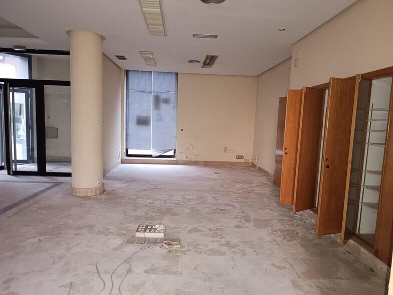 Retail in Villablino, León for sale - Building Photo - Image 2 of 5