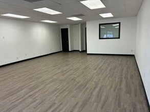 4200 Gus Thomasson Rd, Mesquite, TX for lease Interior Photo- Image 1 of 3
