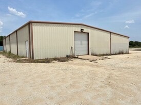 714 Main St, Buffalo Gap TX - Warehouse