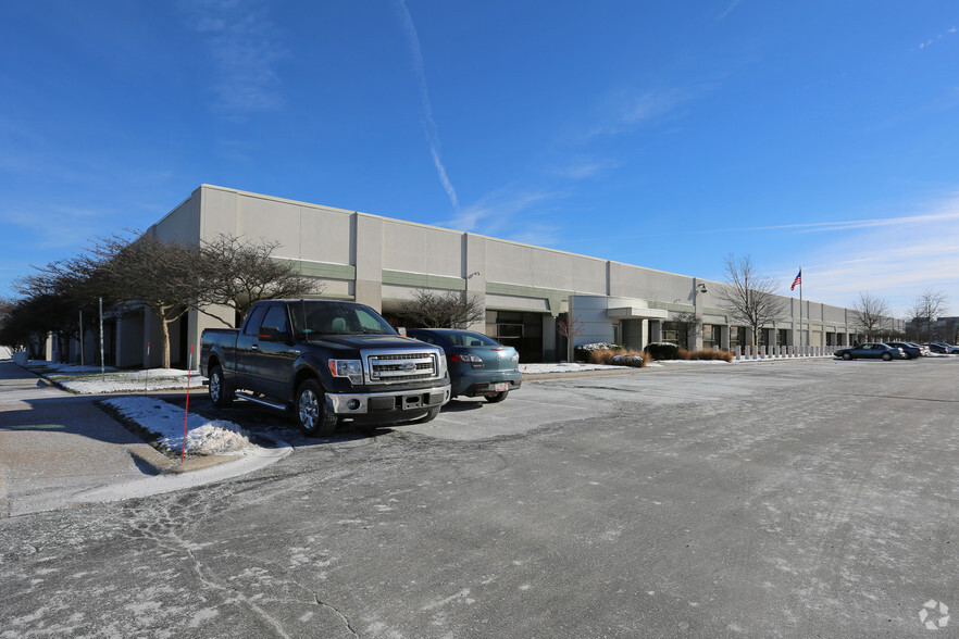 701 Congressional Blvd, Carmel, IN for lease - Building Photo - Image 2 of 4