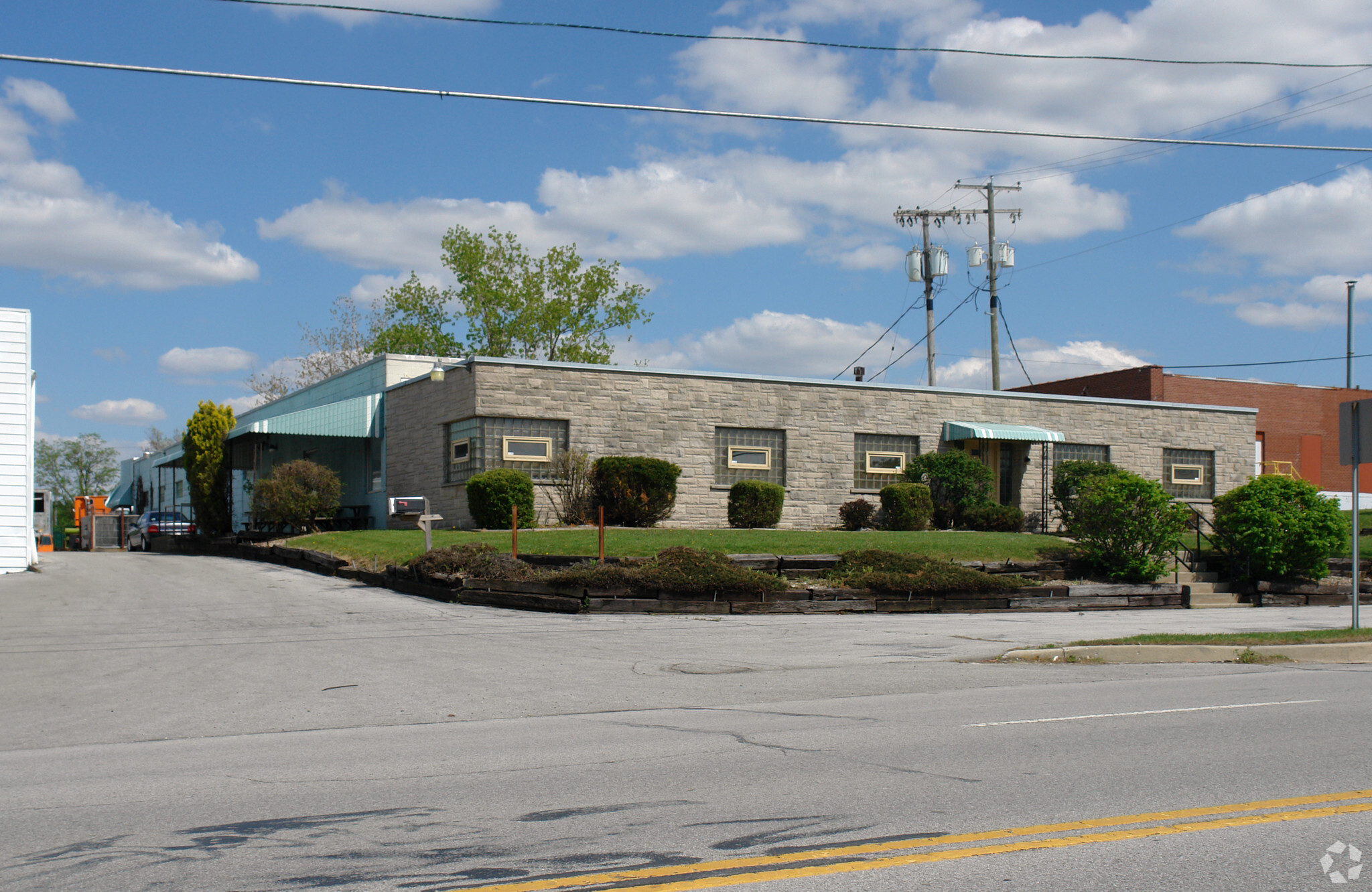 2225 Meyer Rd, Fort Wayne, IN for sale Building Photo- Image 1 of 1