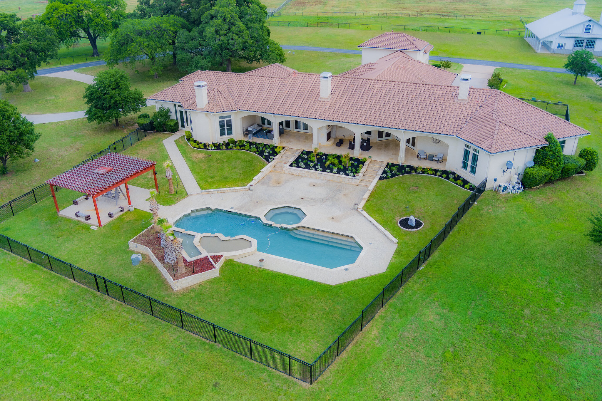 10285 Zipper Rd, Pilot Point, TX 76258 Specialty for Sale