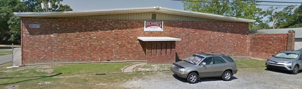 329 S Main St, Church Point, LA for sale - Primary Photo - Image 1 of 1