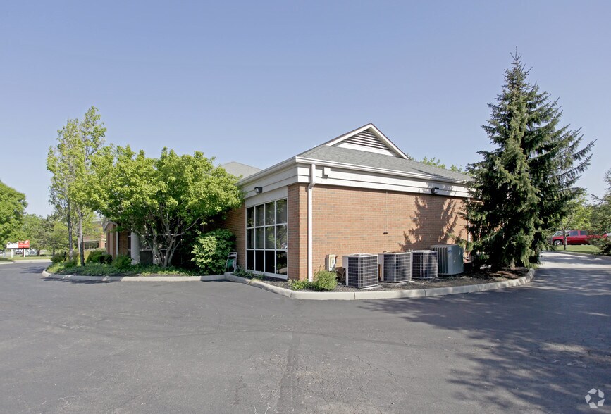 560 Officenter Pl, Gahanna, OH for sale - Building Photo - Image 1 of 1