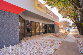 2100 N State Highway 360, Grand Prairie, TX for lease Building Photo- Image 2 of 9