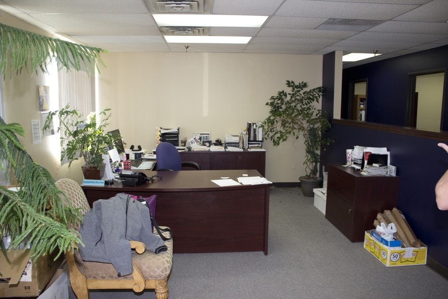 4500 Empire Way, Lansing, MI for sale - Building Photo - Image 1 of 1