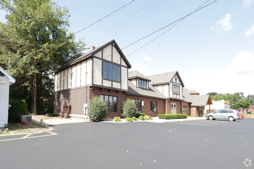 363 Cummings Ave NW, Grand Rapids, MI for sale - Primary Photo - Image 1 of 1