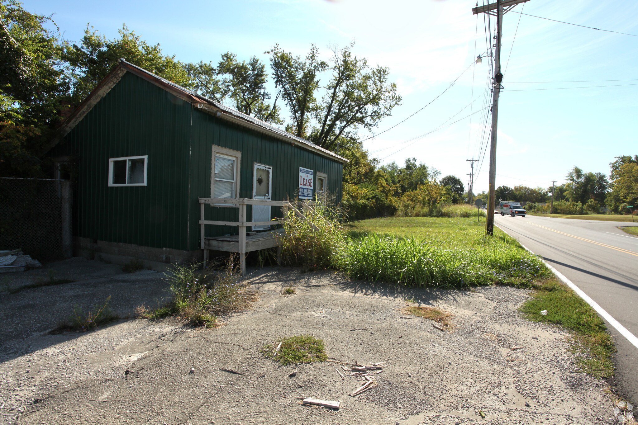 4016 Utica Rd, Jeffersonville, IN for sale Primary Photo- Image 1 of 1