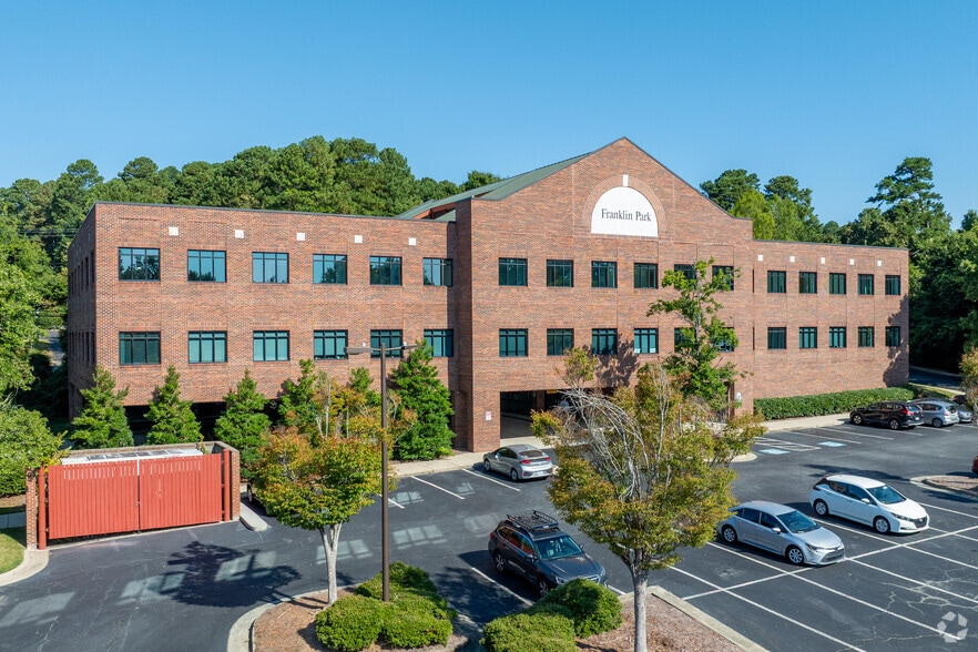 1512 E Franklin St, Chapel Hill, NC for sale - Building Photo - Image 3 of 19