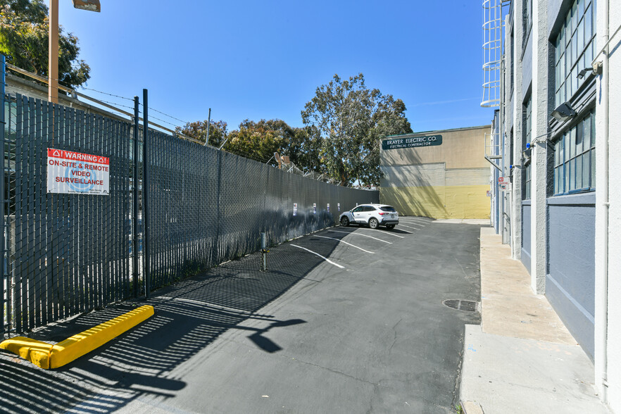 1155-1157 Harrison St, San Francisco, CA for lease - Building Photo - Image 3 of 12