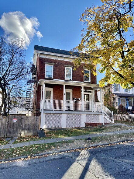 9 S Clinton St, Poughkeepsie, NY for sale - Building Photo - Image 3 of 46