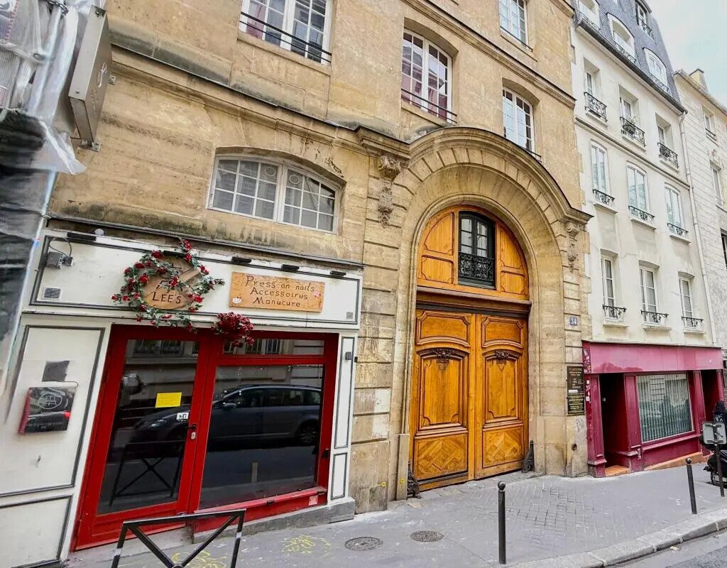 Location Commerce 70 m² - Photo 1