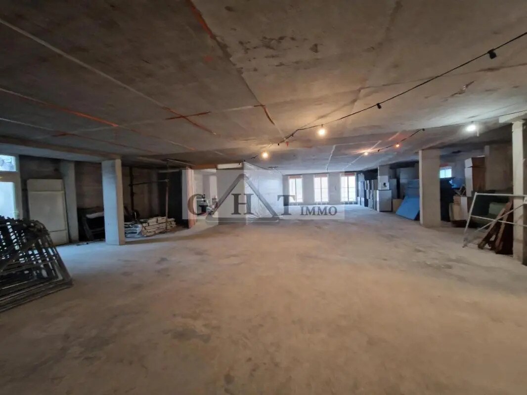 Industrial in Deuil-la-Barre for sale Interior Photo- Image 1 of 11