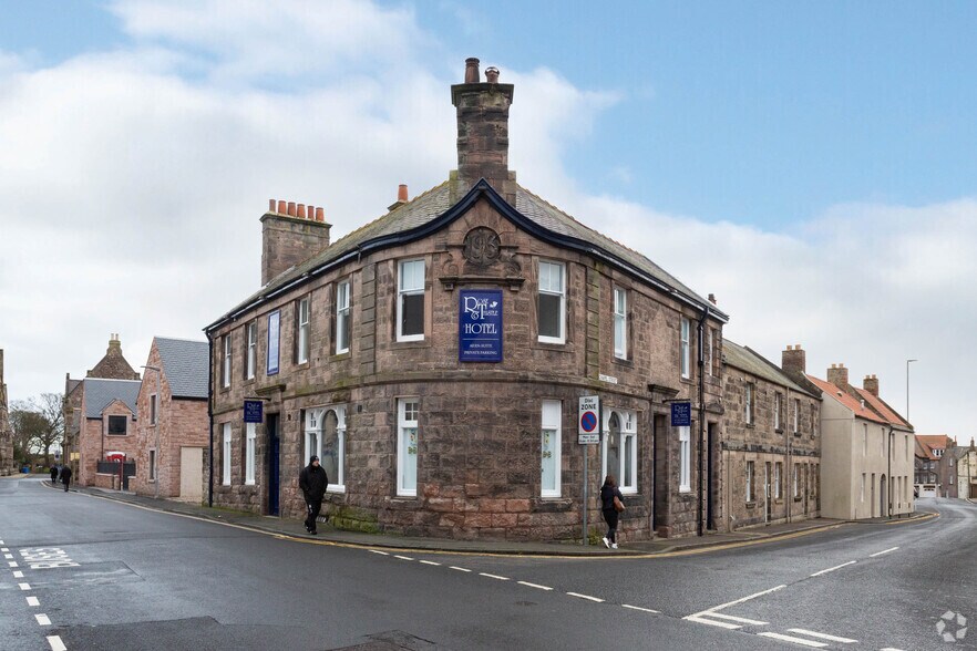 40 Walkergate, Berwick Upon Tweed for sale - Primary Photo - Image 1 of 1