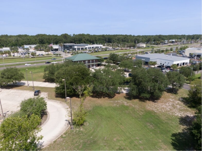 6868 Skaff Ave, Jacksonville, FL for lease - Building Photo - Image 2 of 7