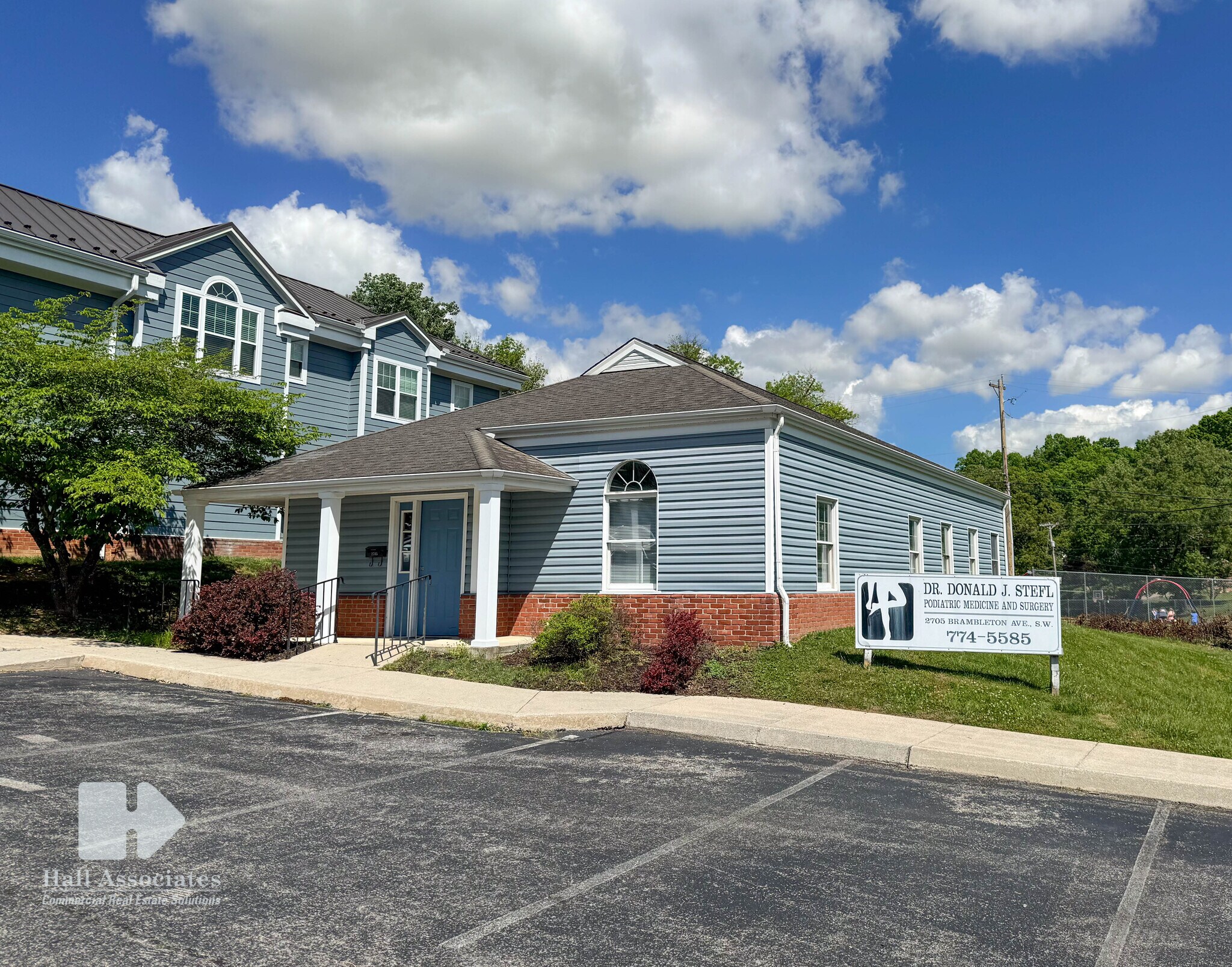 2705 Brambleton Ave SW, Roanoke, VA for sale Primary Photo- Image 1 of 1