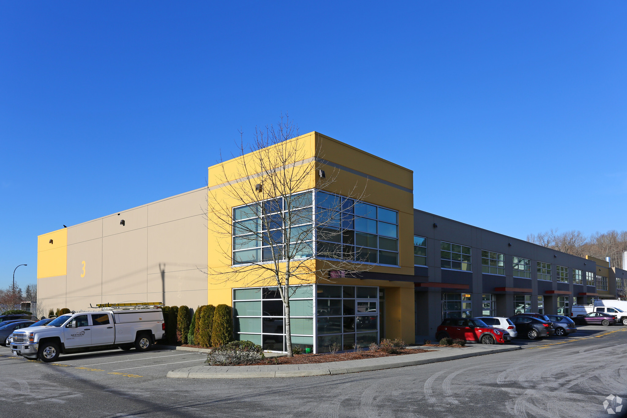 2999 Underhill Ave, Burnaby, BC for lease Primary Photo- Image 1 of 4