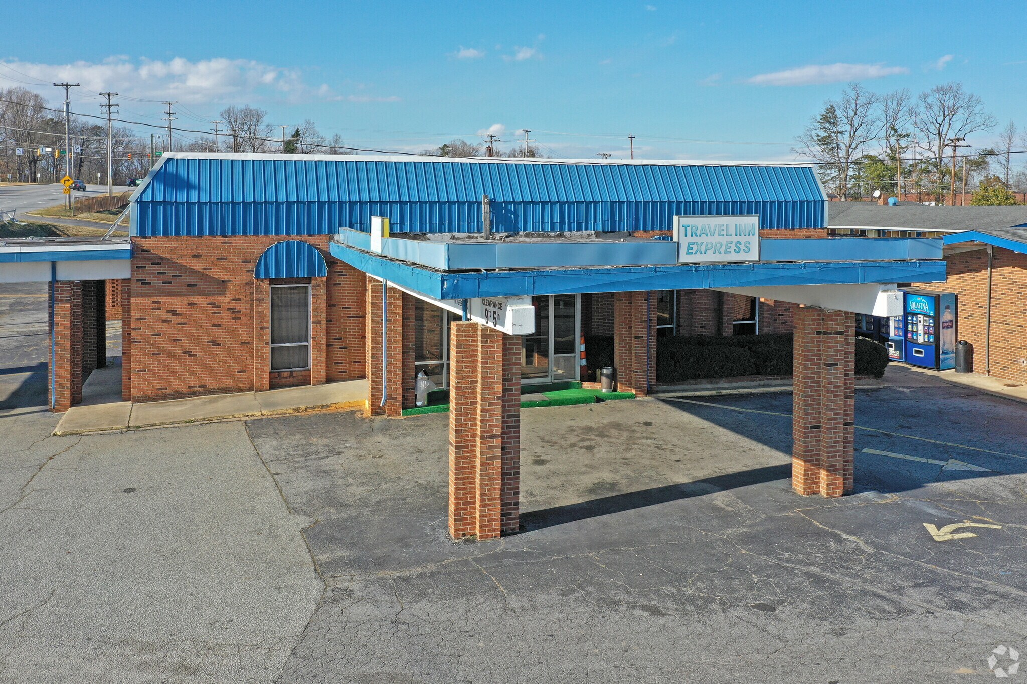 2429 W Green Dr, High Point, NC for sale Primary Photo- Image 1 of 1