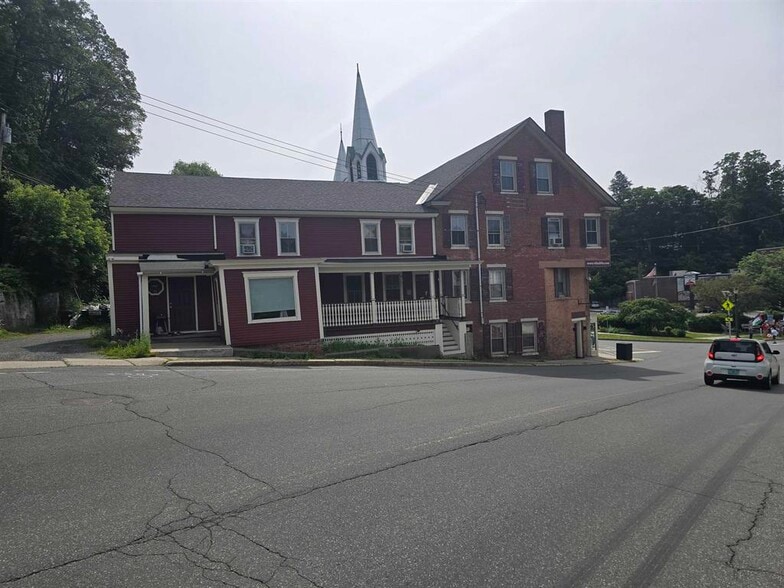 2 Valley St, Springfield, VT for sale - Building Photo - Image 3 of 5