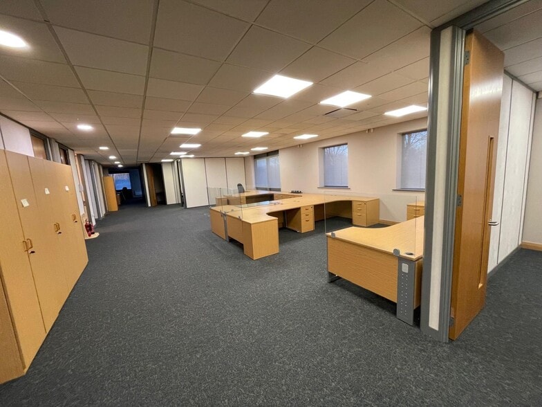 Eaton Ave, Chorley for lease - Interior Photo - Image 3 of 7