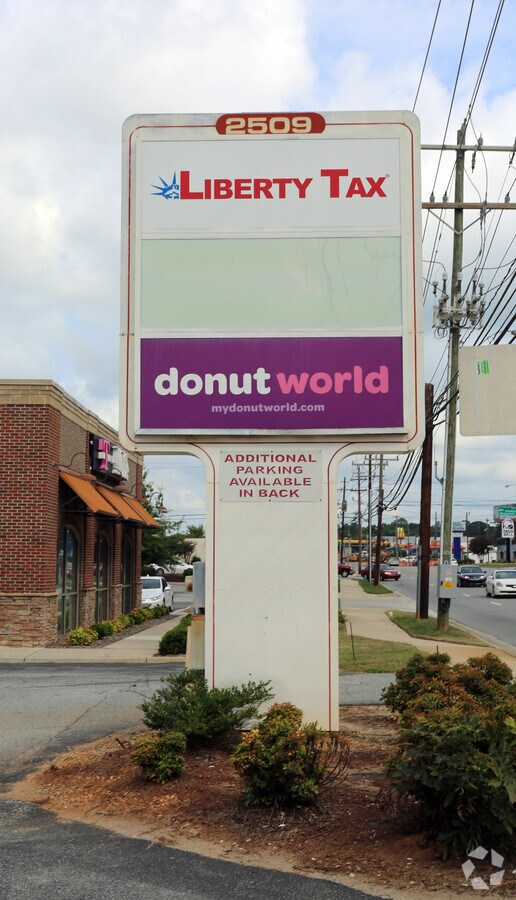 2509 Battleground Ave, Greensboro, NC 27408 Property Record