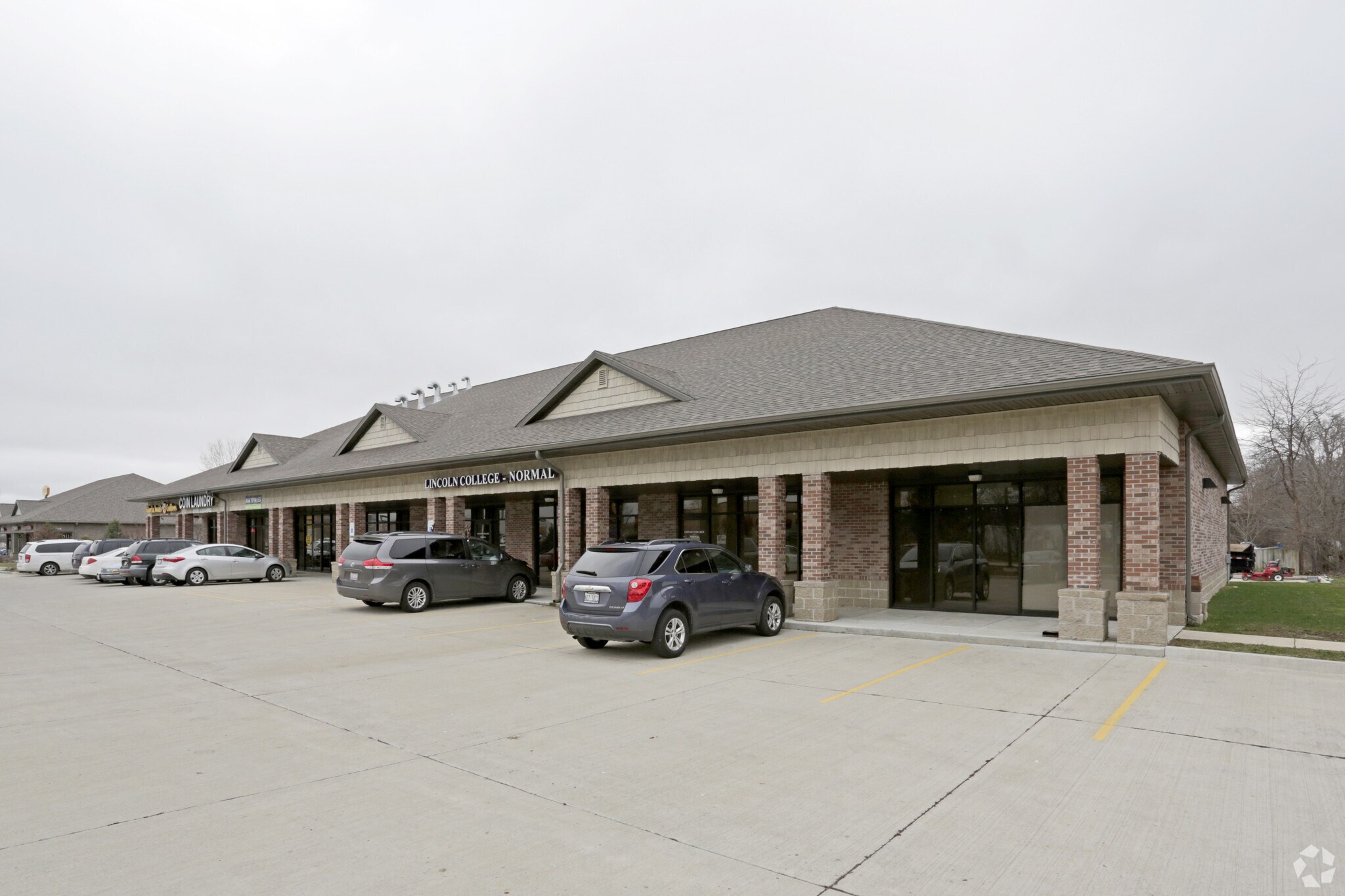 1609 Northbrook Dr, Normal, IL for sale Primary Photo- Image 1 of 1