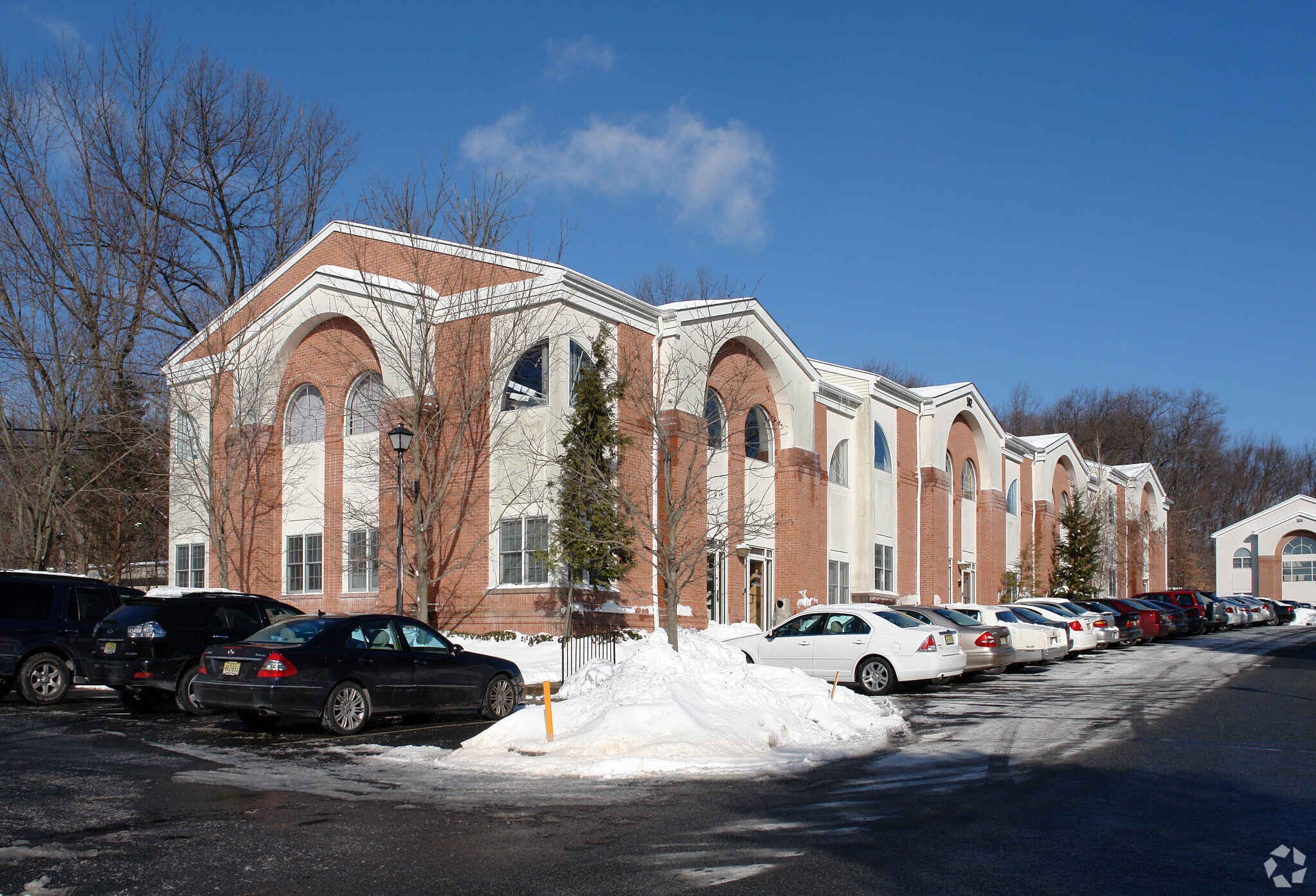 502 Hamburg Tpke Condos portfolio of 3 properties for sale on LoopNet.com Primary Photo- Image 1 of 2