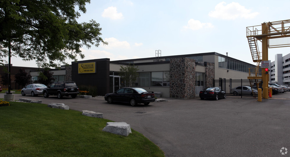 3210 American Dr, Mississauga, ON for lease - Building Photo - Image 2 of 2