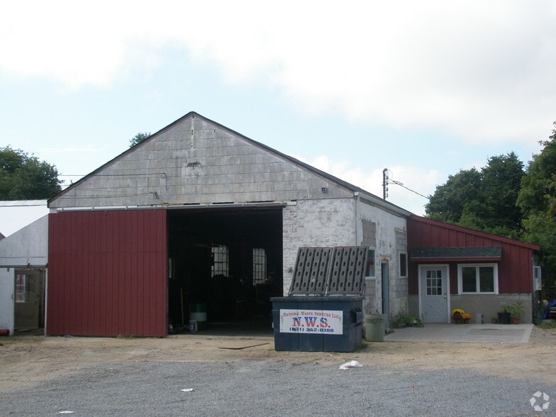 52 Bayview Ave, East Patchogue, NY for lease - Primary Photo - Image 3 of 11