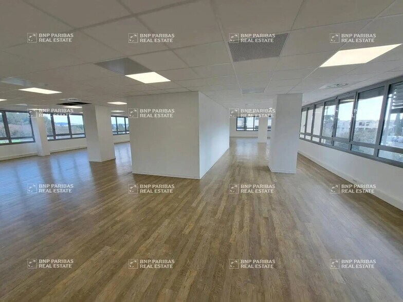 Office in Montpellier for sale - Building Photo - Image 3 of 8