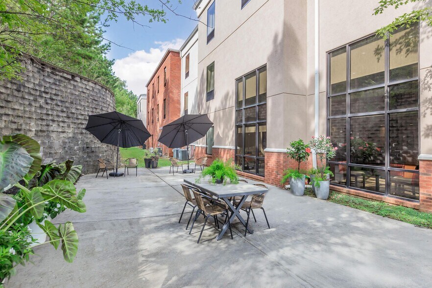 23 Chateau Dr SE, Rome, GA for sale - Building Photo - Image 2 of 61