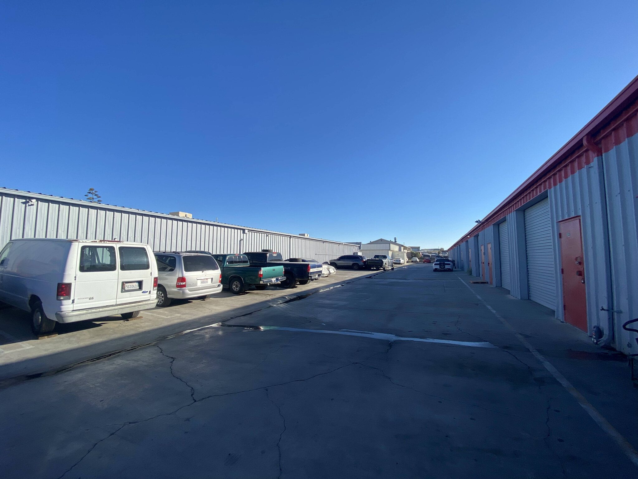 17415 Catalpa St, Hesperia, CA 92345 - Catalpa Business Center | LoopNet