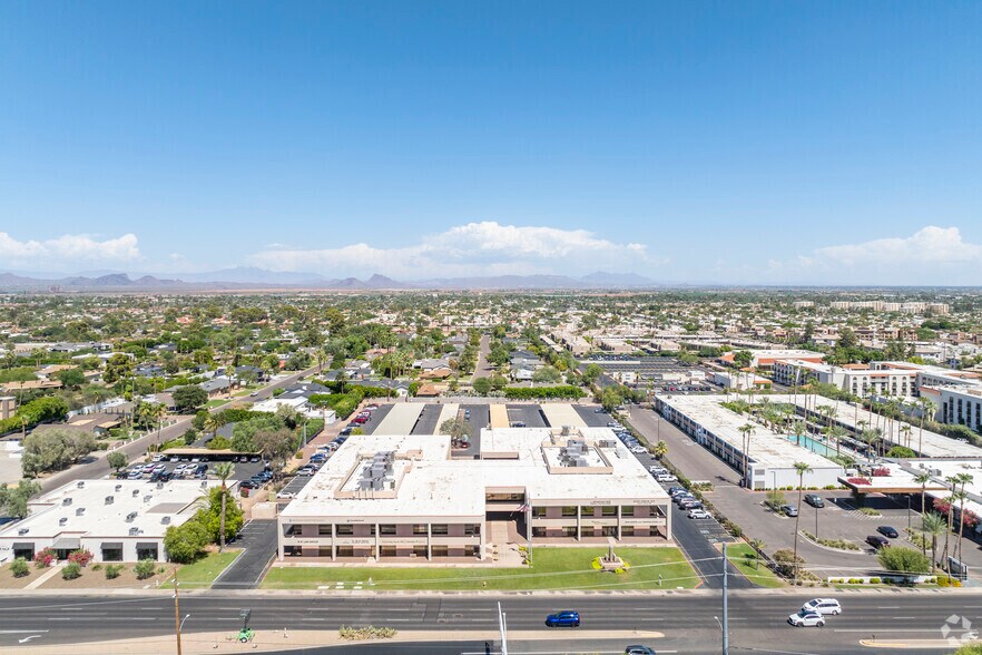 5111 N Scottsdale Rd, Scottsdale, AZ for lease - Aerial - Image 2 of 5