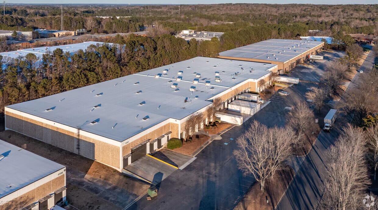 5044 S Royal Atlanta Dr, Tucker, GA for lease Building Photo- Image 1 of 3