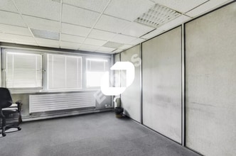 Office in Aulnay-sous-Bois for lease Interior Photo- Image 2 of 10